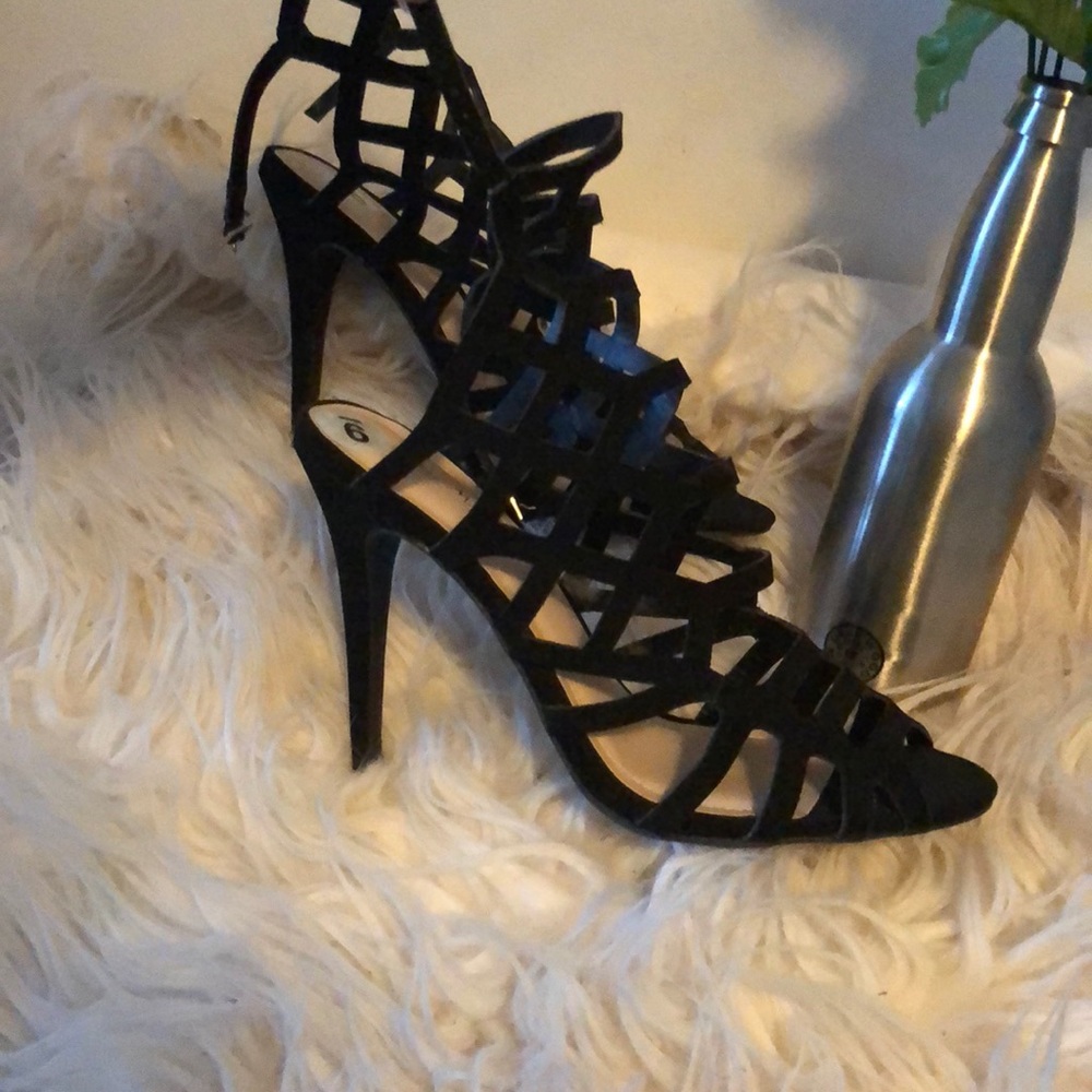 Anne Michelle Heels